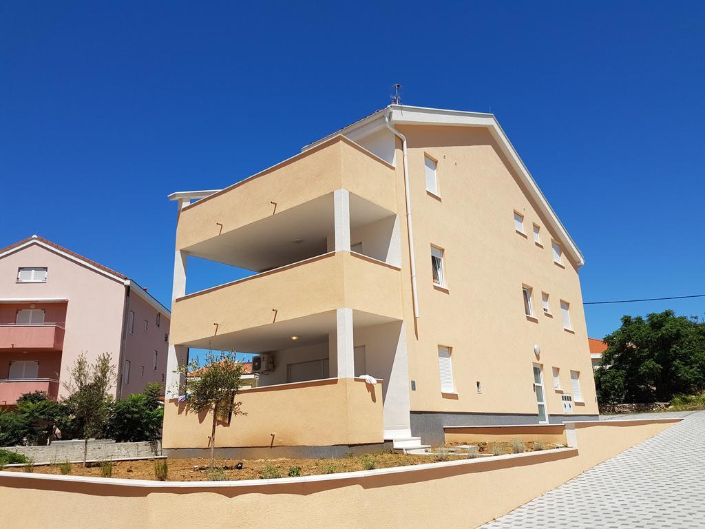 Orange Apartments Новаля Екстериор снимка