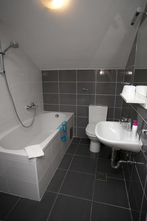 Orange Apartments Новаля Екстериор снимка