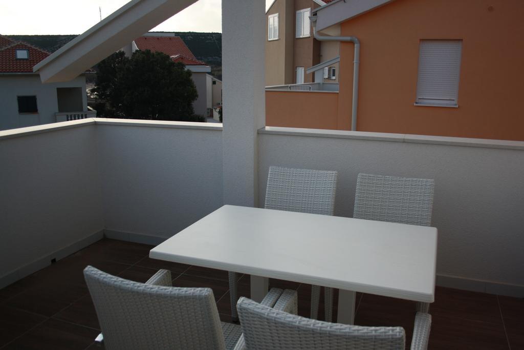 Orange Apartments Новаля Екстериор снимка